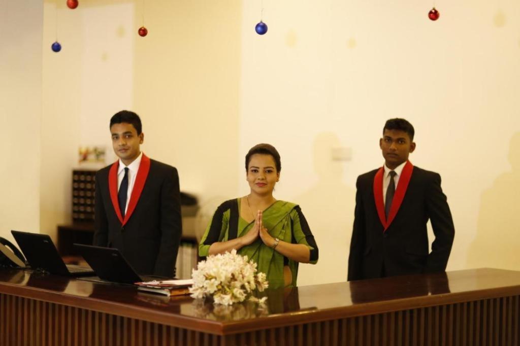 Royal Kandyan Hotel