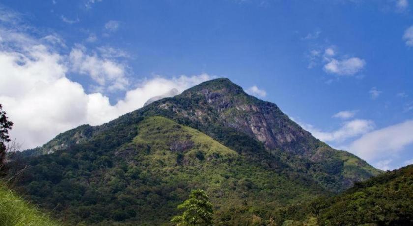 Royal Kandyan 4*
